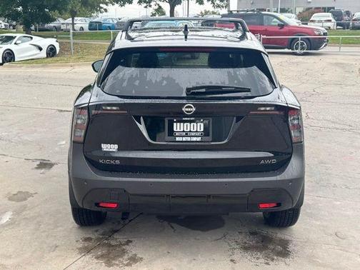 2026 Nissan Kicks SV