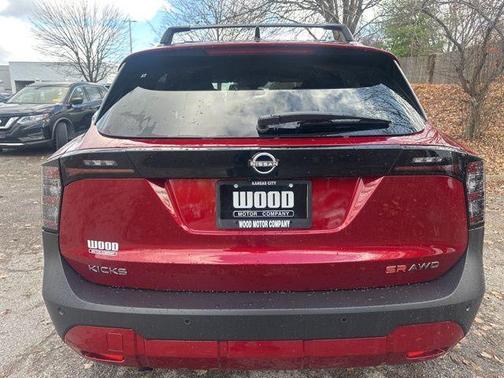 2026 Nissan Kicks SR