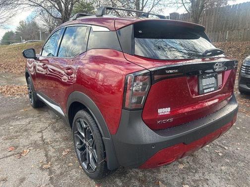 2026 Nissan Kicks SR