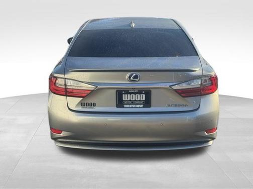 2016 Lexus ES 300h Base