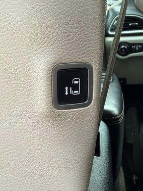 2019 Chrysler Pacifica Touring-L