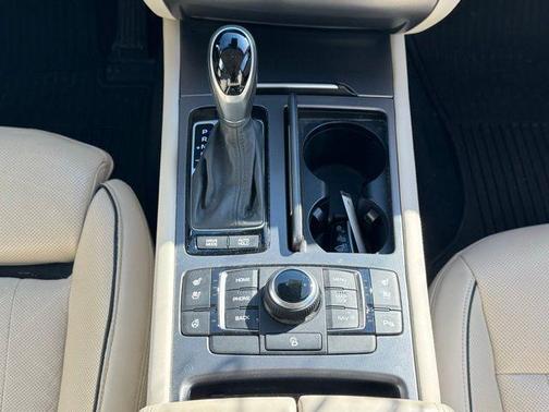 2016 Hyundai Genesis 3.8