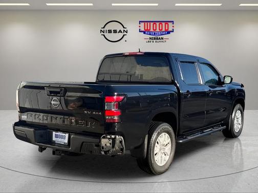 2022 Nissan Frontier SV