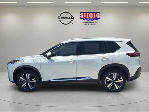 White 2023 Nissan Rogue SL