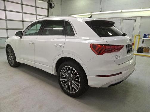 2022 Audi Q3 40 Premium