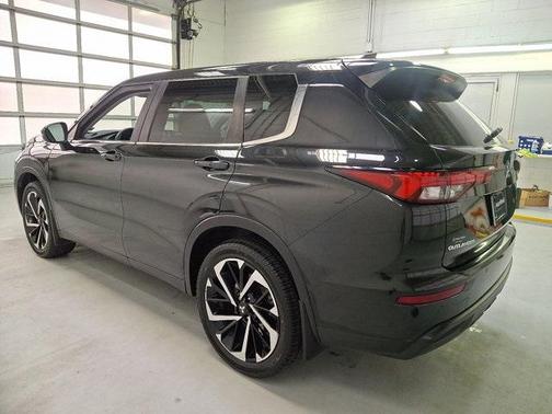 2022 Mitsubishi Outlander ES 2.5 S-AWC