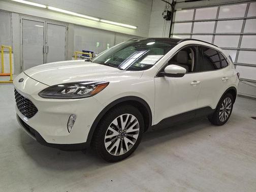 2020 Ford Escape Titanium
