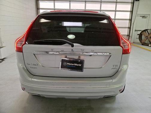 2017 Volvo XC60 T5 Inscription