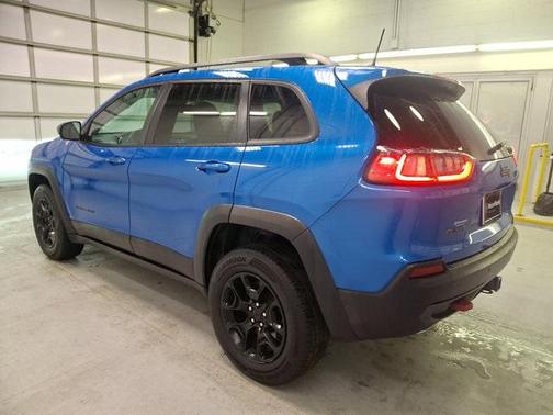 2020 Jeep Cherokee Trailhawk