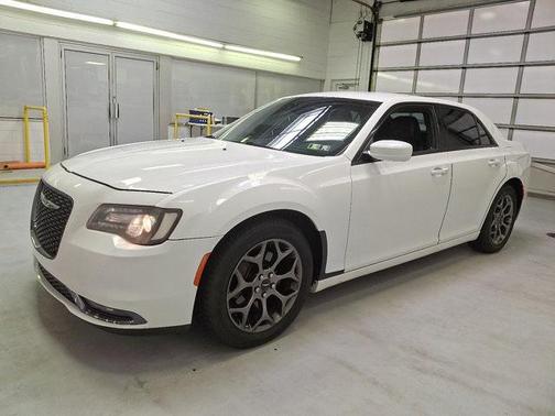 2016 Chrysler 300 S