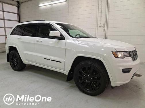 2017 Jeep Grand Cherokee Altitude