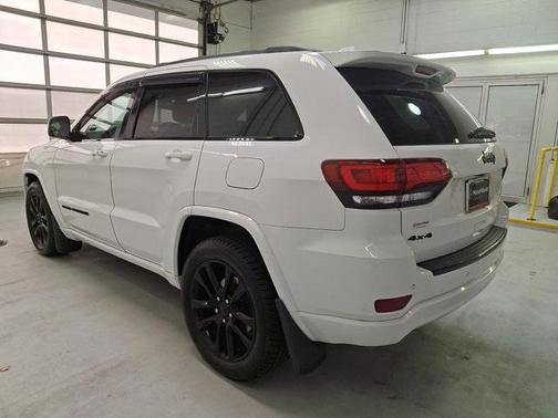 2017 Jeep Grand Cherokee Altitude
