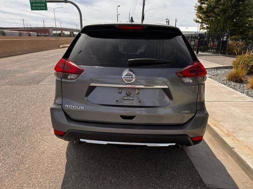 2020 Nissan Rogue S