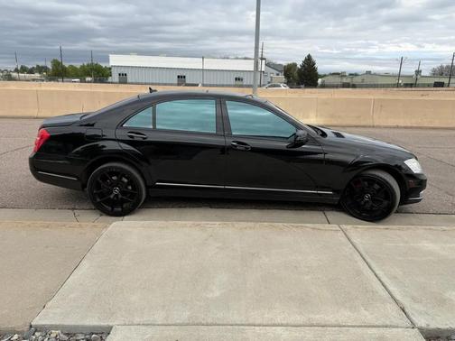 Black 2013 Mercedes-Benz S-Class 4MATIC