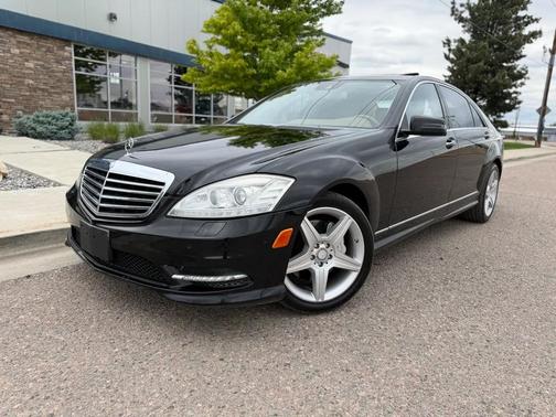 Black 2011 Mercedes-Benz S-Class S550