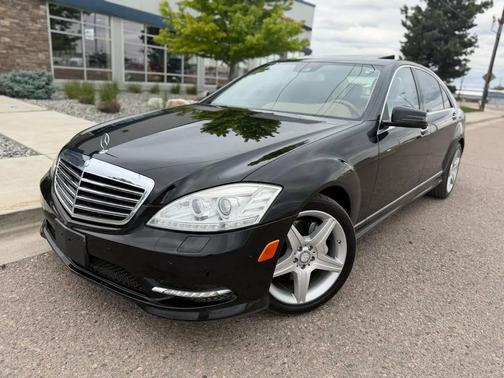 Black 2011 Mercedes-Benz S-Class S550