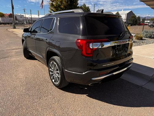 2020 GMC Acadia Denali