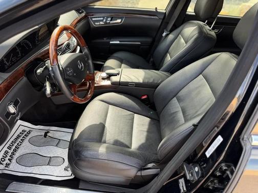 Black 2012 Mercedes-Benz S-Class S550