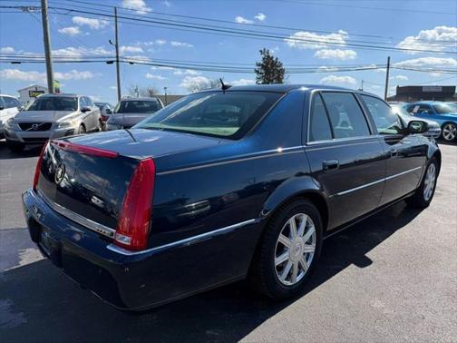 2007 Cadillac DTS Luxury
