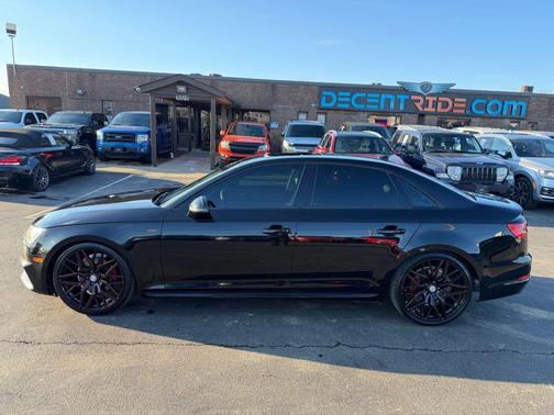 2017 Audi A4 Season of Audi ultra Premium