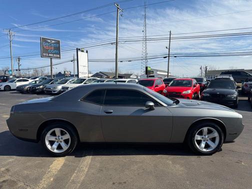 2011 Dodge Challenger Base