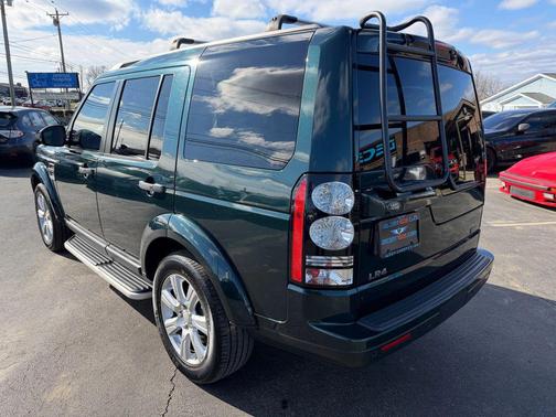 2016 Land Rover LR4 Base