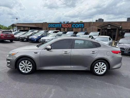 2017 Kia Optima LX