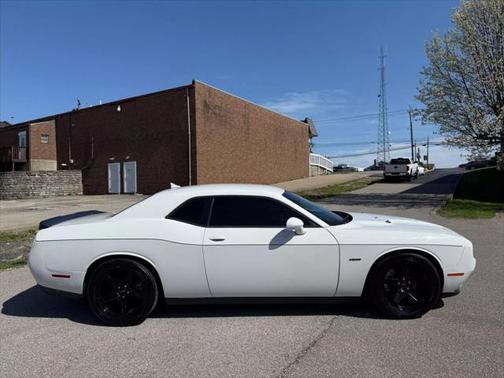 2017 Dodge Challenger R/T