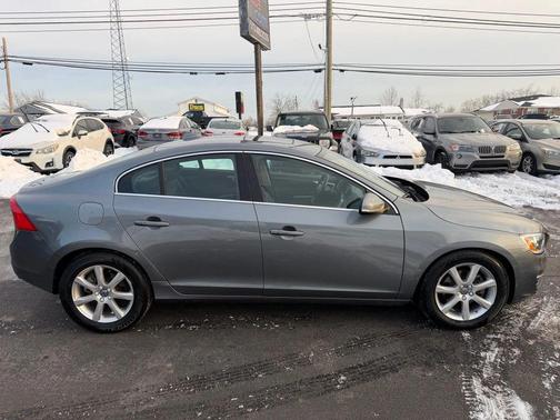 2016 Volvo S60 T5 Drive-E Premier