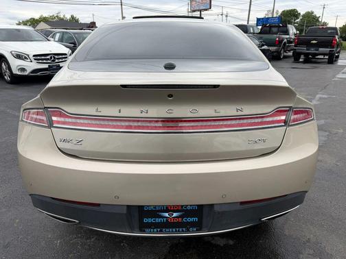 Palladium White Gold Metallic 2017 Lincoln MKZ Reserve I