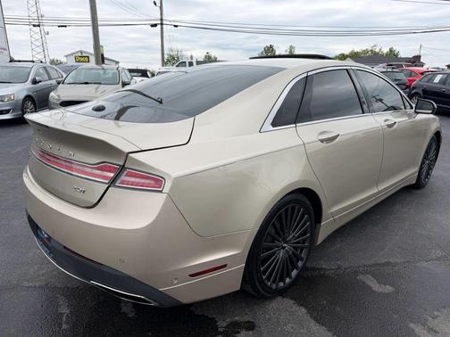 Palladium White Gold Metallic 2017 Lincoln MKZ Reserve I