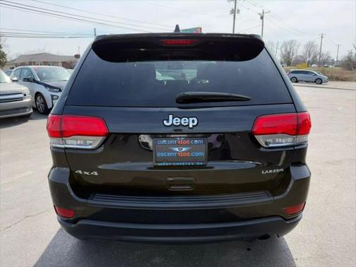2016 Jeep Grand Cherokee Laredo
