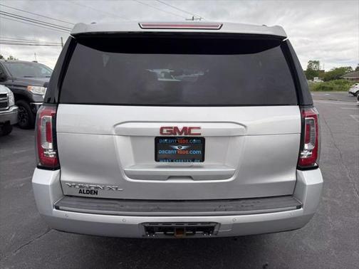 2017 GMC Yukon XL SLT
