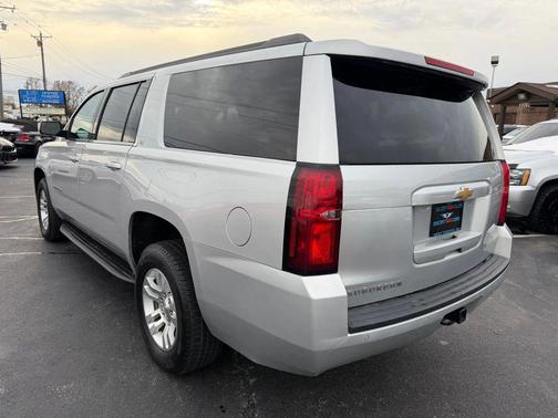 2019 Chevrolet Suburban LT