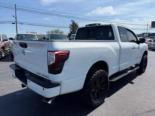 2018 Nissan Titan SV