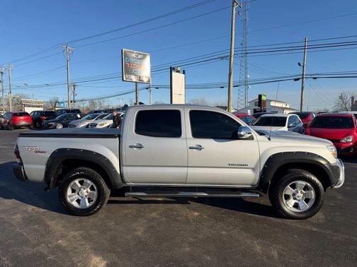 2013 Toyota Tacoma Base