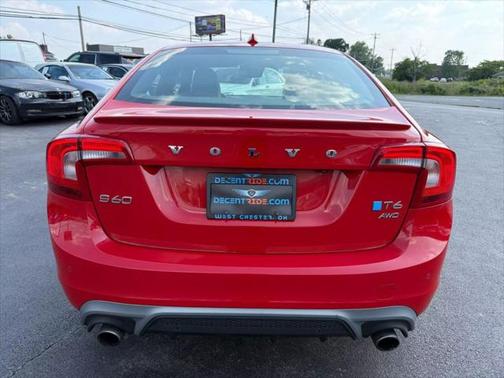 2015 Volvo S60 T6 R-Design Platinum