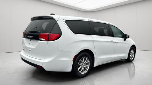 Bright White Clearcoat 2026 Chrysler Voyager LX