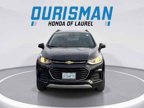 Midnight Blue Metallic 2022 Chevrolet Trax LT