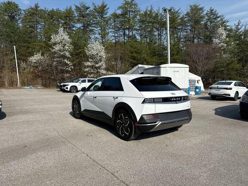 Atlas White 2023 Hyundai IONIQ 5 SEL