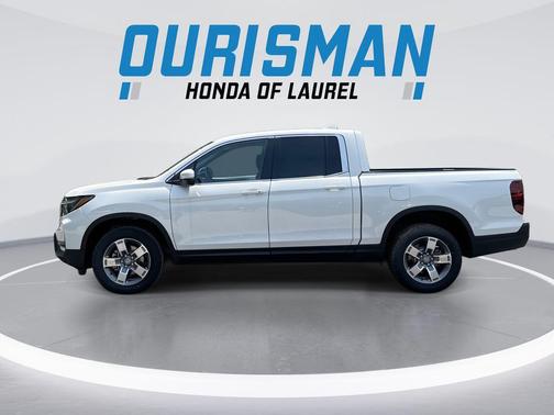 Platinum White Pearl 2026 Honda Ridgeline RTL