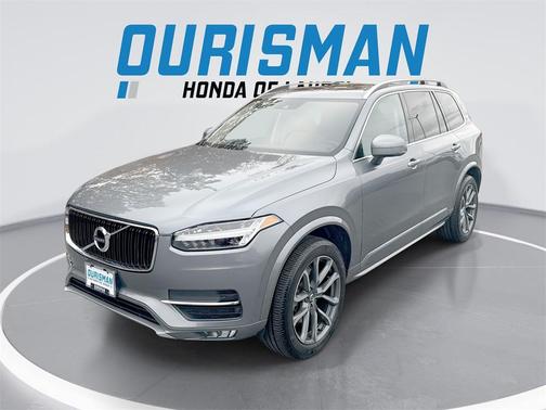 2019 Volvo XC90 T6 Momentum