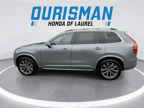 2019 Volvo XC90 T6 Momentum