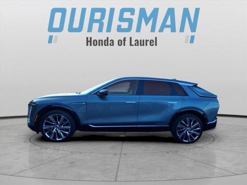 2023 Cadillac LYRIQ Luxury