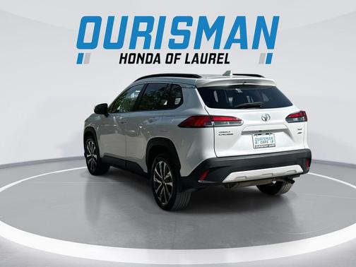 Wind Chill Pearl 2023 Toyota Corolla Cross XLE