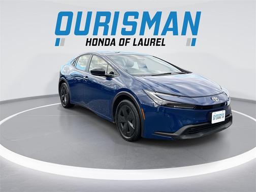 2024 Toyota Prius LE