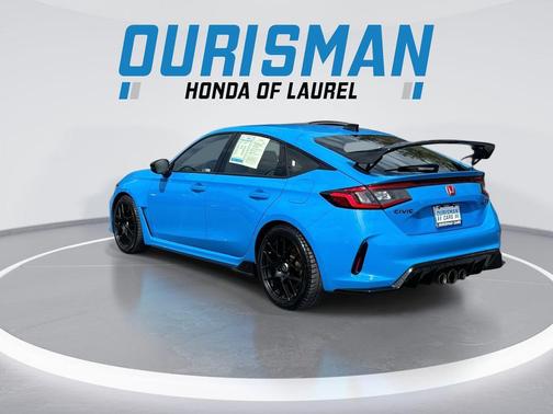 Boost Blue Pearl 2024 Honda Civic Type R