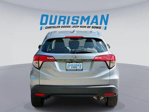 Silver 2022 Honda HR-V LX