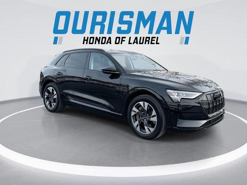 2023 Audi e-tron Premium quattro
