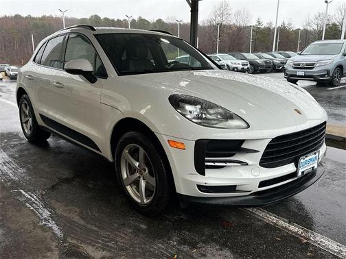 2020 Porsche Macan Base